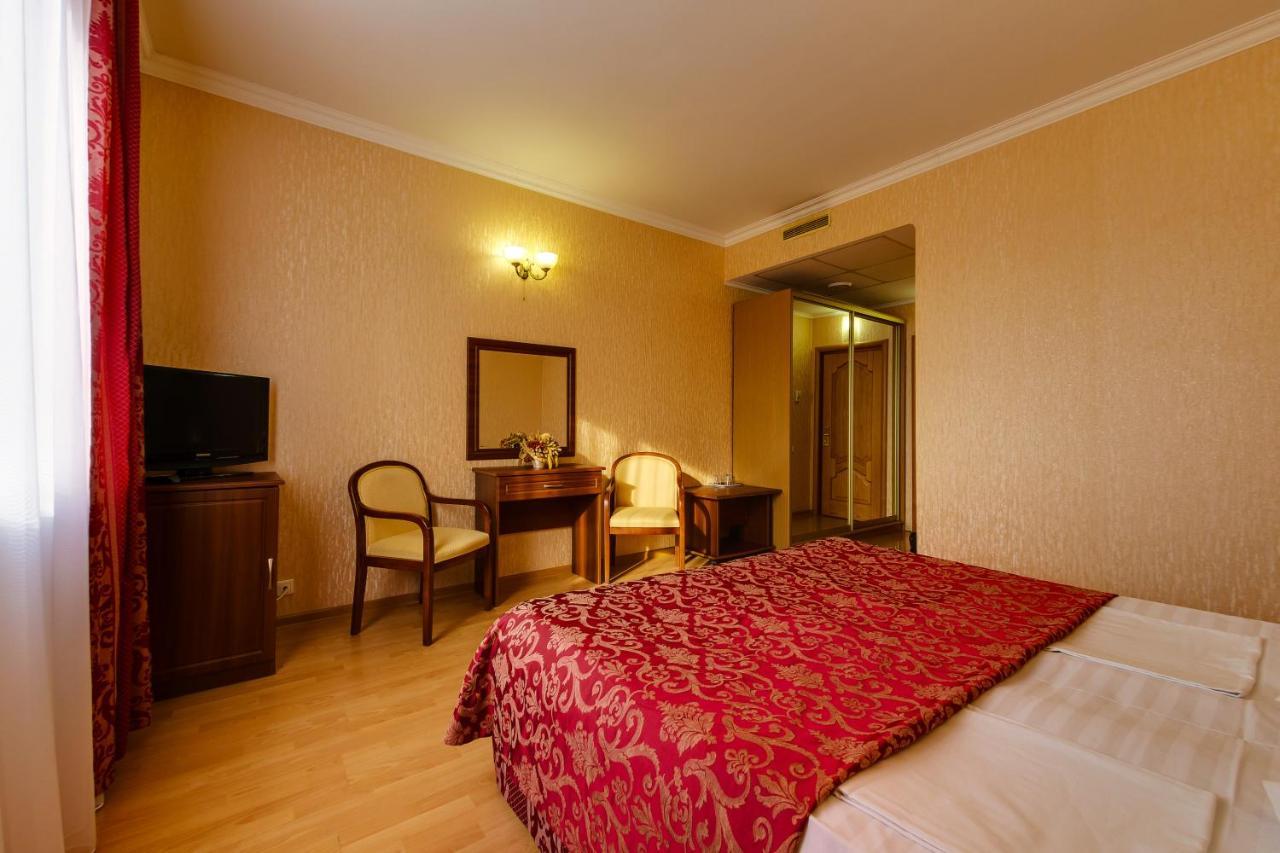 Vizit Hotel Krasnodar Luaran gambar